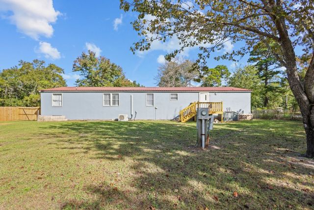 1820 Perry Lane Road, Brunswick, GA 31525