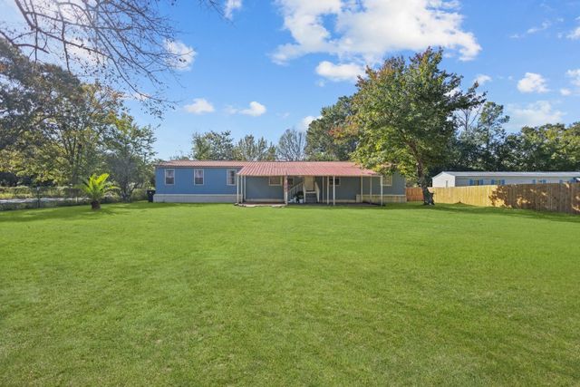 1820 Perry Lane Road, Brunswick, GA 31525