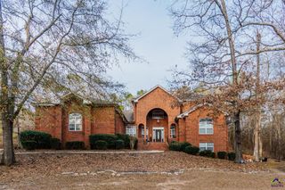 219 Trenton Terrace, Macon, GA 31216