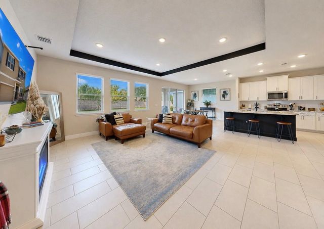 172 MANGROVE MANOR DRIVE, Apollo Beach, FL 33572