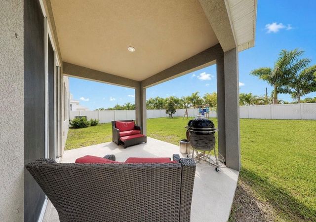 172 MANGROVE MANOR DRIVE, Apollo Beach, FL 33572