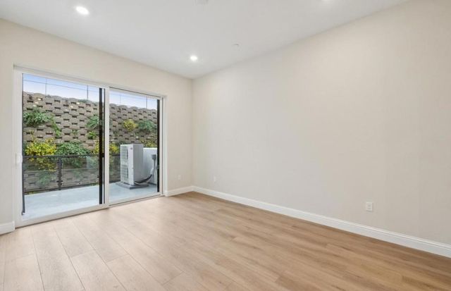 2449 Willow Way, San Mateo, CA 94403