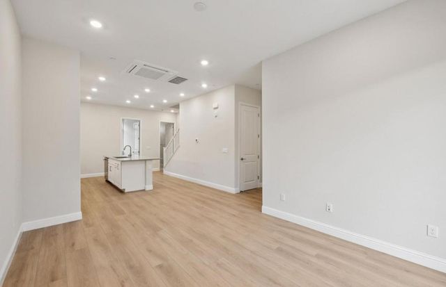 2449 Willow Way, San Mateo, CA 94403