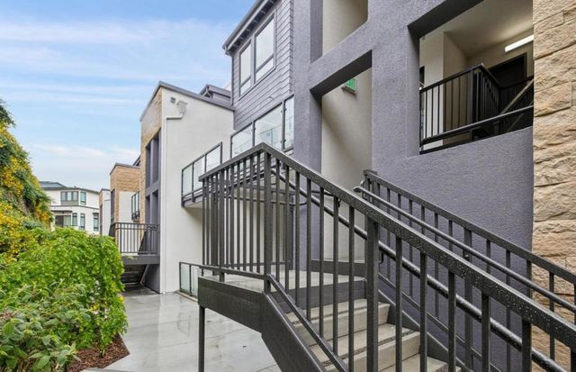 2449 Willow Way, San Mateo, CA 94403