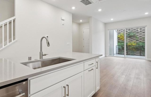 2449 Willow Way, San Mateo, CA 94403
