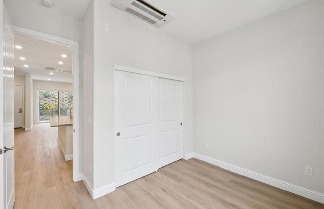 2449 Willow Way, San Mateo, CA 94403