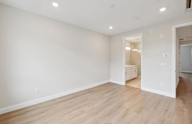 2449 Willow Way, San Mateo, CA 94403