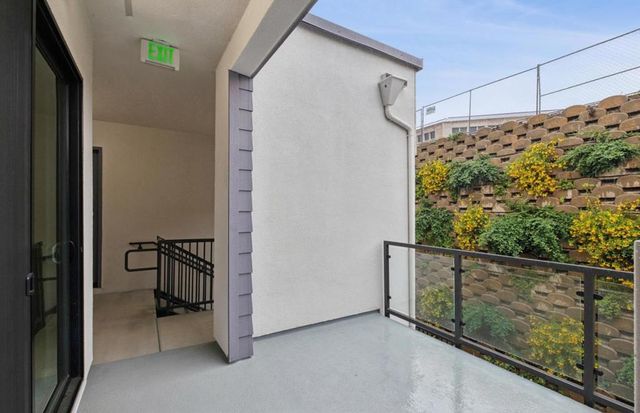 2449 Willow Way, San Mateo, CA 94403