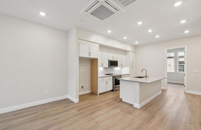 2449 Willow Way, San Mateo, CA 94403