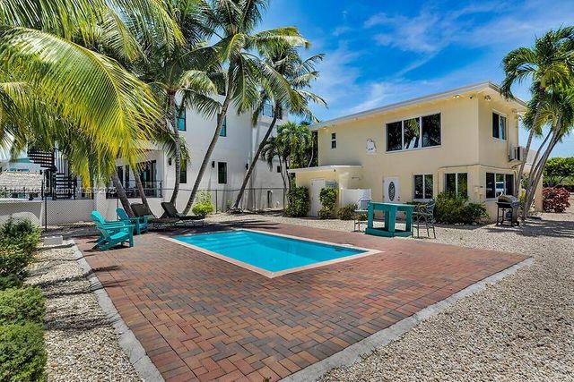 77340 OVERSEAS HWY, Islamorada, FL 33036