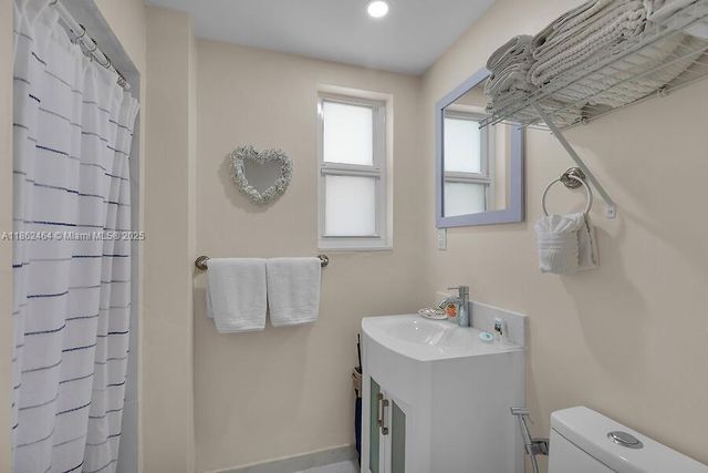 77340 OVERSEAS HWY, Islamorada, FL 33036