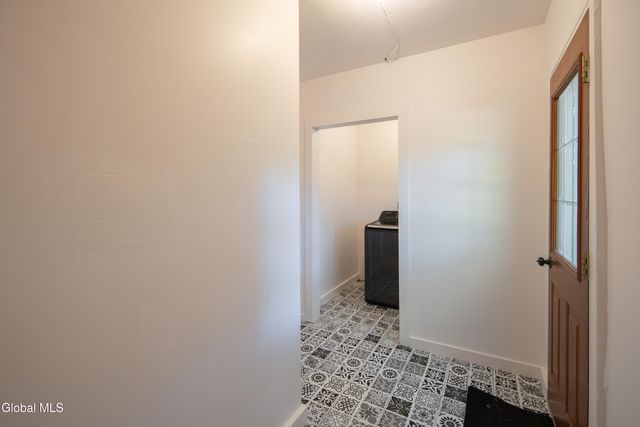 99 Blue Barns Road, Rexford, NY 12148