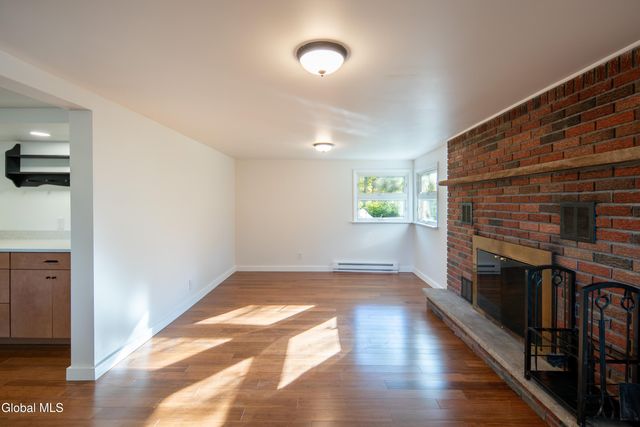 99 Blue Barns Road, Rexford, NY 12148