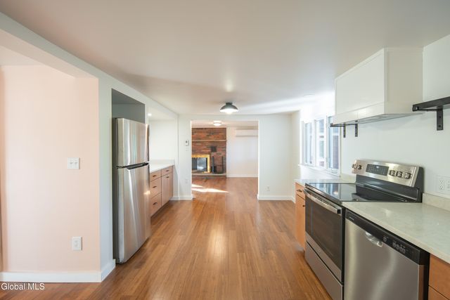 99 Blue Barns Road, Rexford, NY 12148