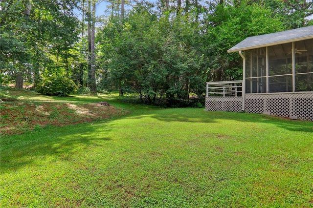 447 Cove Drive, Marietta, GA 30067