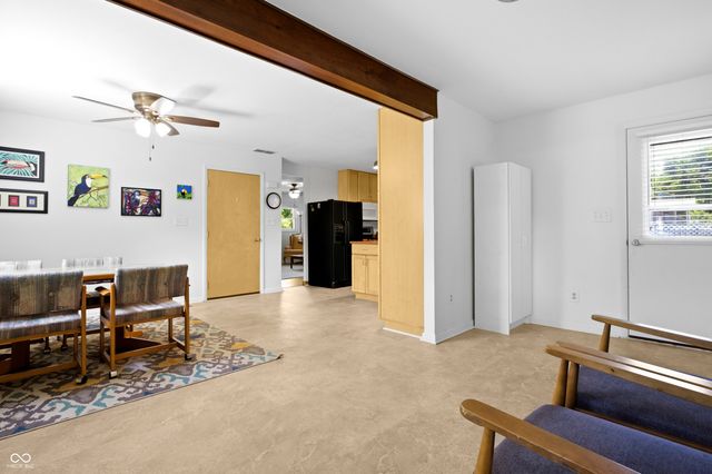3067 Hawcreek Boulevard, Columbus, IN 47203