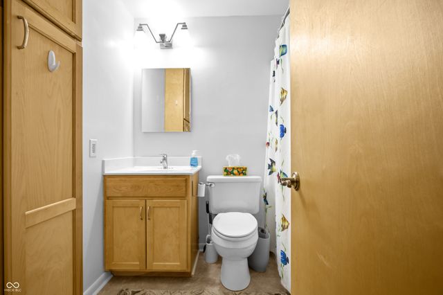 3067 Hawcreek Boulevard, Columbus, IN 47203