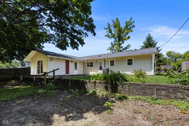 3067 Hawcreek Boulevard, Columbus, IN 47203