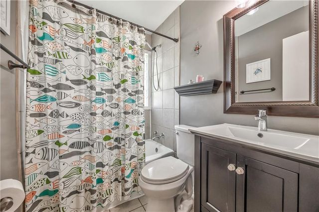 7101 Maple Street, Overland Park, KS 66204