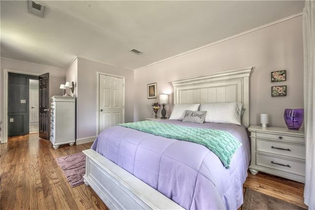 7101 Maple Street, Overland Park, KS 66204