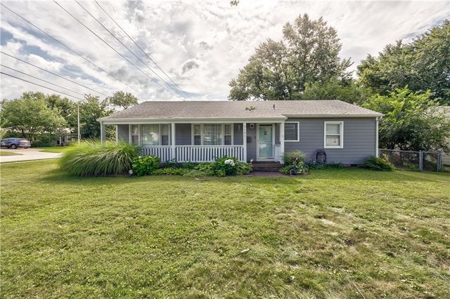 7101 Maple Street, Overland Park, KS 66204