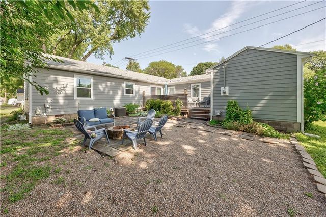 7101 Maple Street, Overland Park, KS 66204