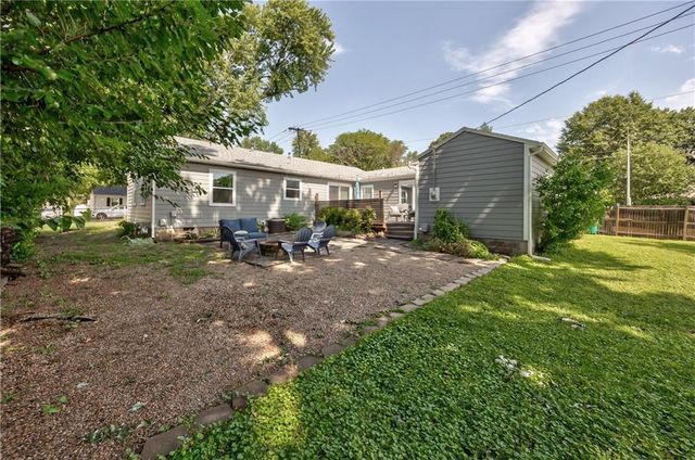 7101 Maple Street, Overland Park, KS 66204