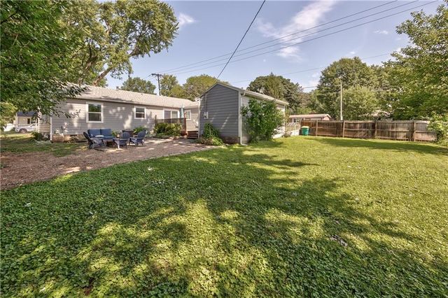 7101 Maple Street, Overland Park, KS 66204