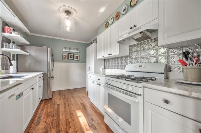 7101 Maple Street, Overland Park, KS 66204