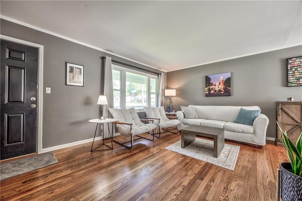 7101 Maple Street, Overland Park, KS 66204