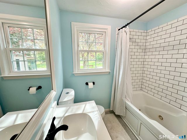 220 South Elm Street, Windsor Locks, CT 06096