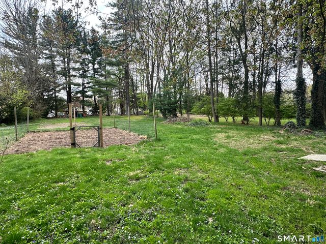 220 South Elm Street, Windsor Locks, CT 06096