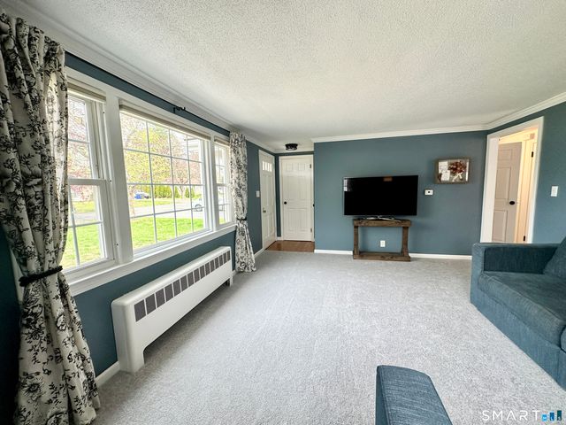 220 South Elm Street, Windsor Locks, CT 06096