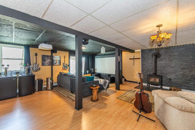 104 Lionshead Dr West, Wayne, NJ 07470