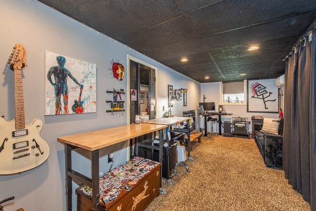 104 Lionshead Dr West, Wayne, NJ 07470