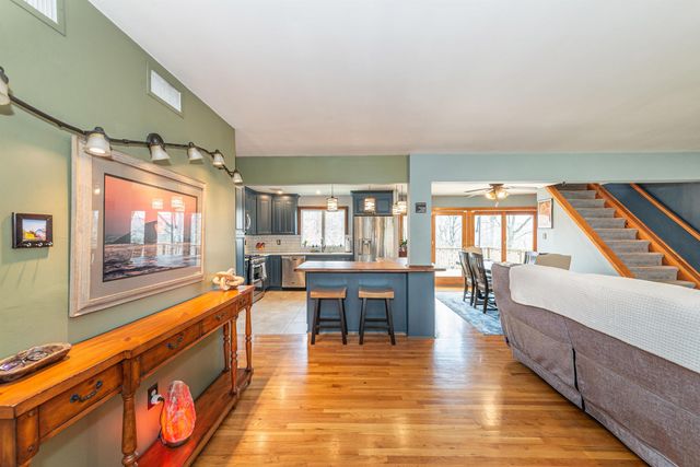 104 Lionshead Dr West, Wayne, NJ 07470