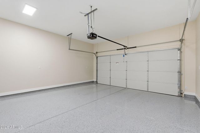 8006 W WHYMAN Avenue, Phoenix, AZ 85043