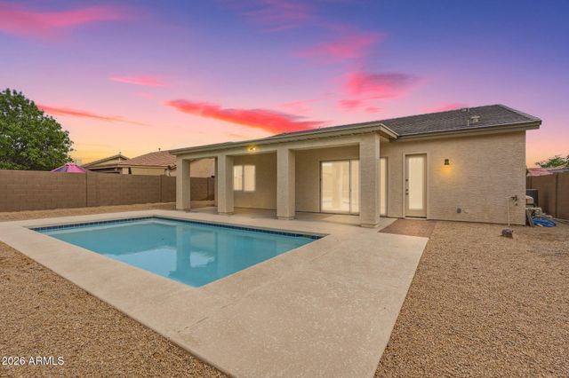 8006 W WHYMAN Avenue, Phoenix, AZ 85043