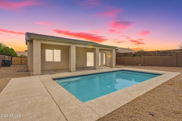 8006 W WHYMAN Avenue, Phoenix, AZ 85043