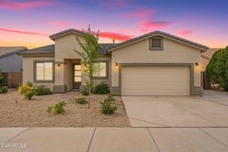 8006 W WHYMAN Avenue, Phoenix, AZ 85043