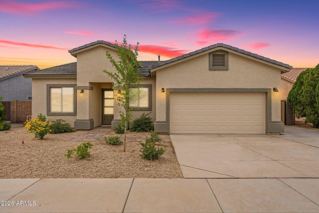 8006 W WHYMAN Avenue, Phoenix, AZ 85043
