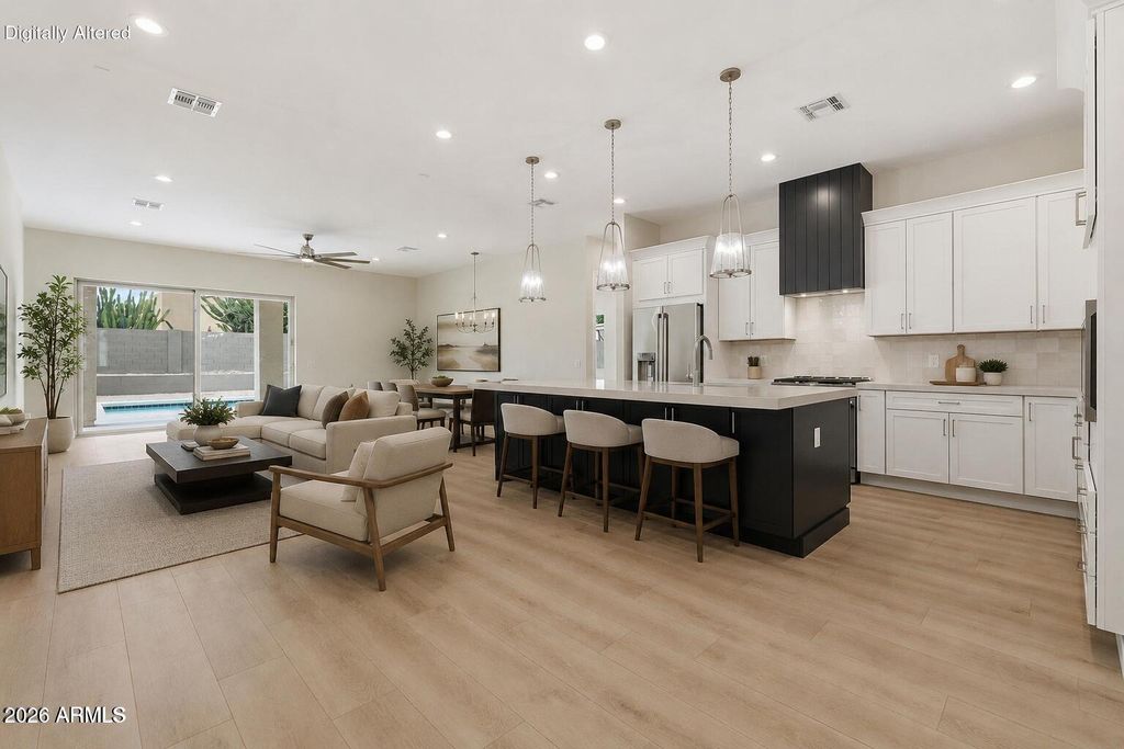 8006 W WHYMAN Avenue, Phoenix, AZ 85043 — photo 4