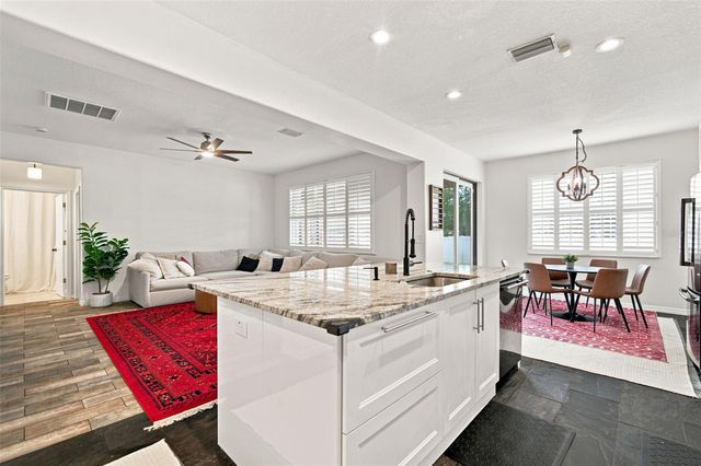 428 CHIMNEY ROCK DRIVE, Ruskin, FL 33570