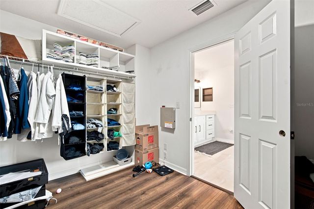 428 CHIMNEY ROCK DRIVE, Ruskin, FL 33570