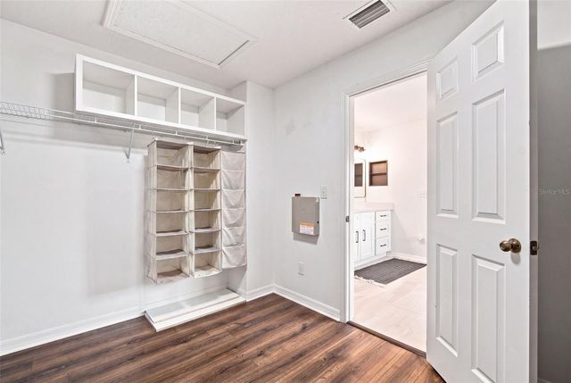 428 CHIMNEY ROCK DRIVE, Ruskin, FL 33570