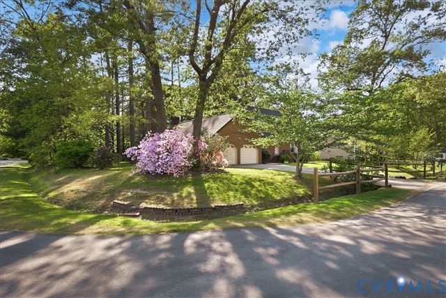 4601 Riderwood Way, Chester, VA 23831
