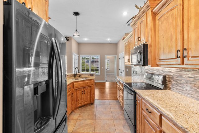 5980 S Mccann Ave, Springfield, MO 65804