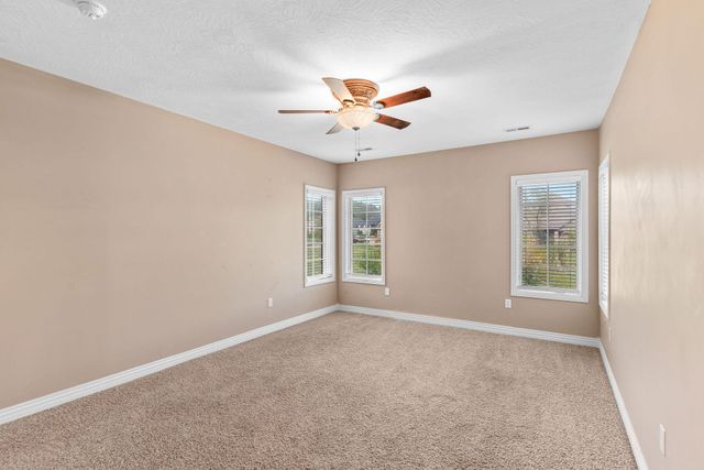 5980 S Mccann Ave, Springfield, MO 65804