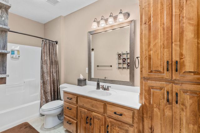 5980 S Mccann Ave, Springfield, MO 65804