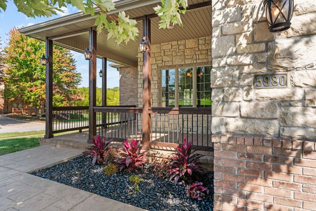 5980 S Mccann Ave, Springfield, MO 65804